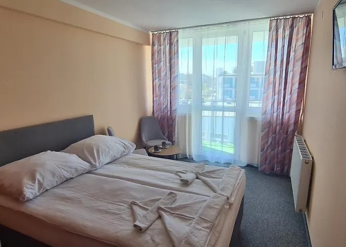 Osrodek Wypoczynkowy Gwarek * Ustronie Morskie