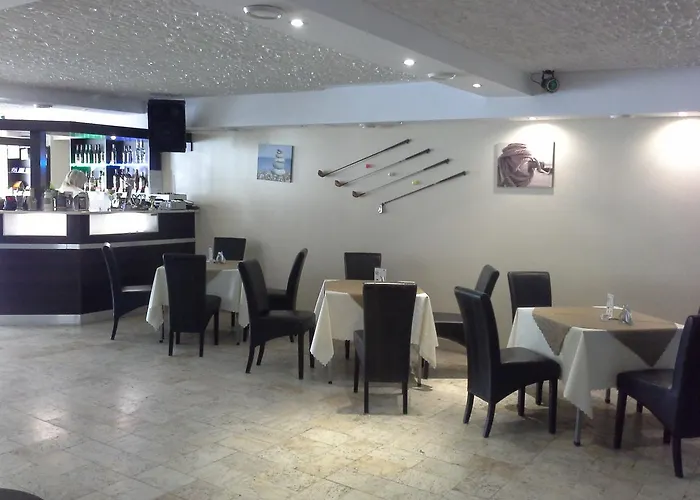 Resort Osrodek Wypoczynkowy Gwarek *